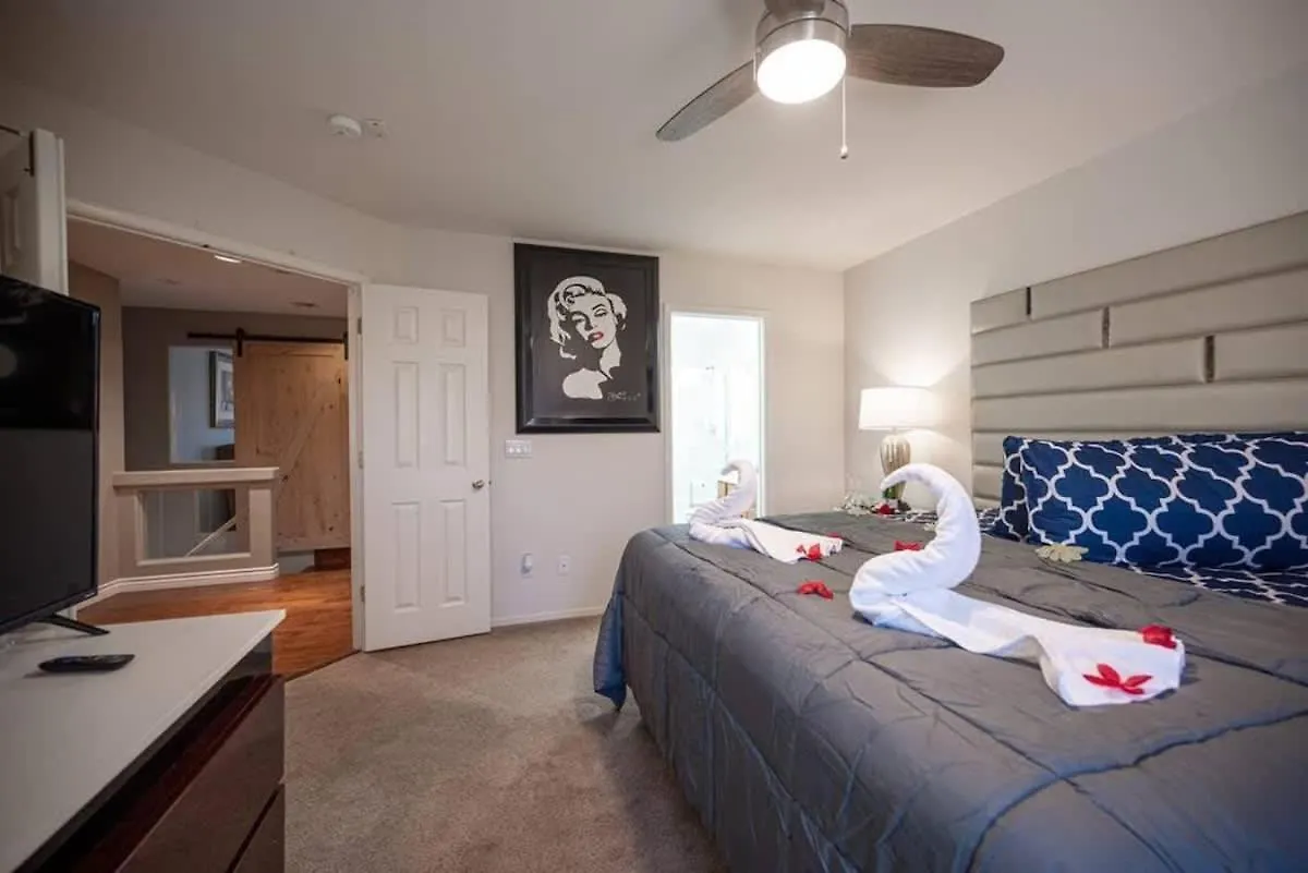 Modern Luxury Vegas Style Home Near The Strip Las Vegas 0*,