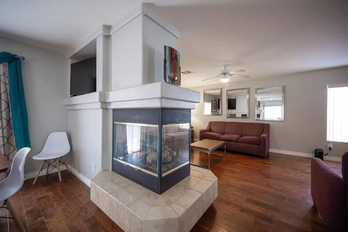 Modern Luxury Vegas Style Home Near The Strip Las Vegas 0*,