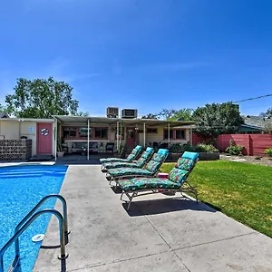 Vintage Vegas Oasis Less Than 3 Mi To The Strip! Las Vegas