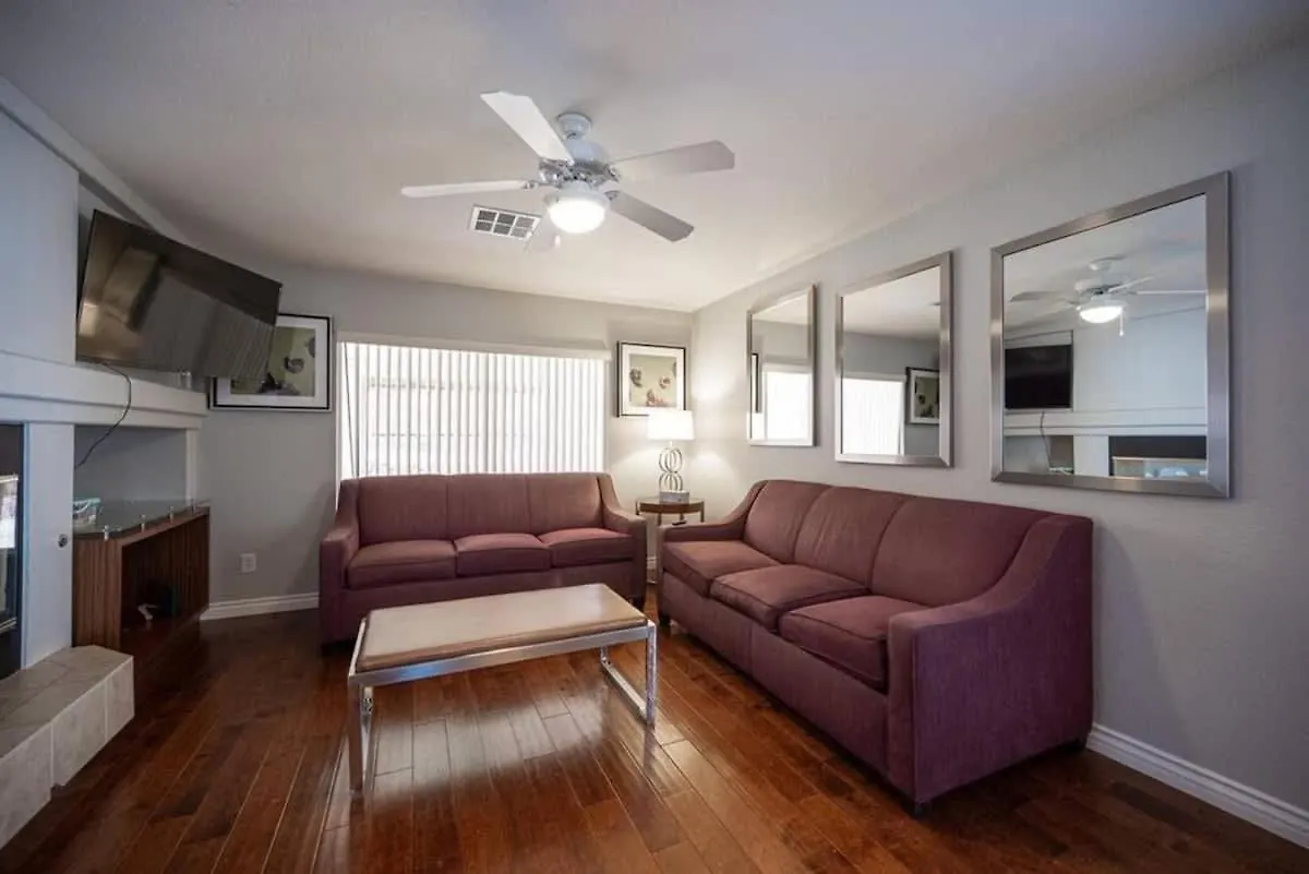 Holiday home Modern Luxury Vegas Style Home Near The Strip Las Vegas